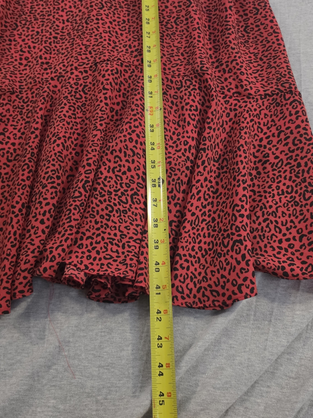 Who What Wear Red Leopard-Print Halter Midi Dress with Flared Hem - Picture 5 of 7